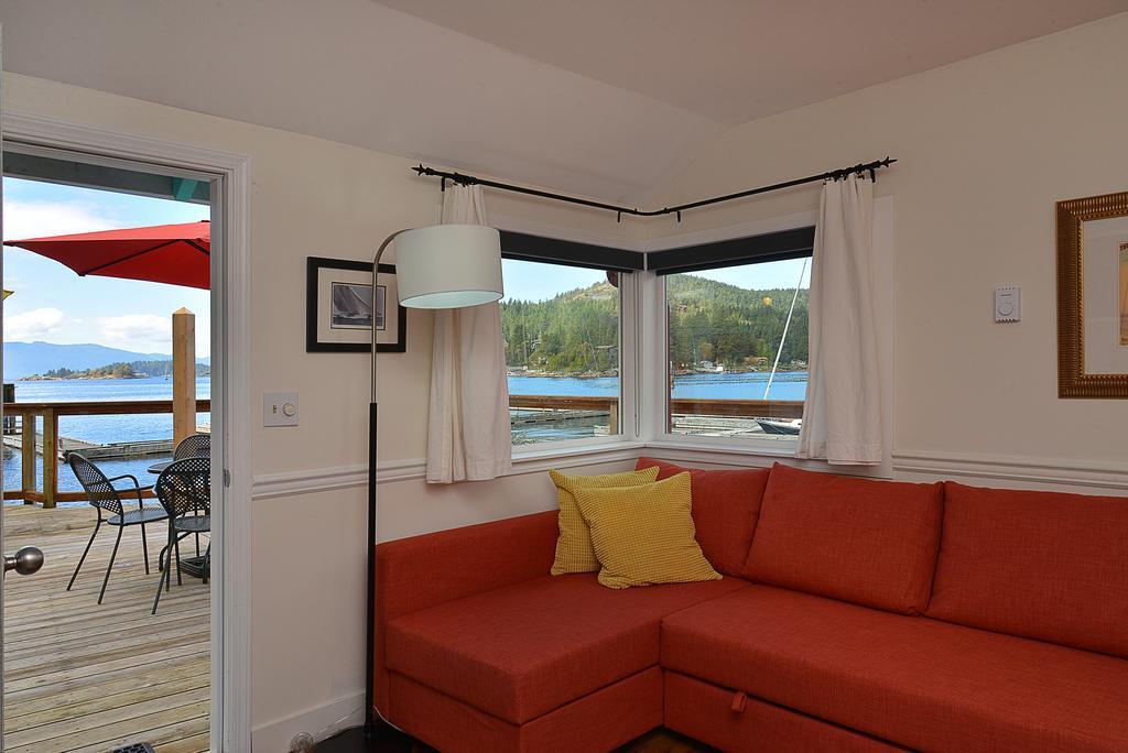 John Henry'S Marina And Resort Garden Bay Exteriör bild